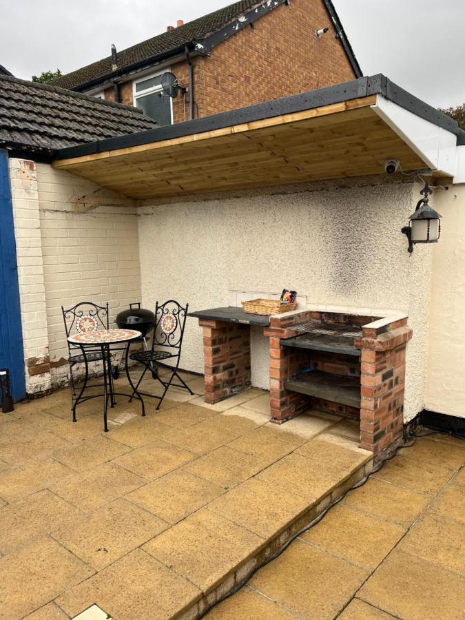 The Dog House Appartement Birkenhead Buitenkant foto